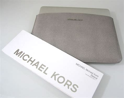 macbook air 11 case michael kors|Michael Kors jet set case.